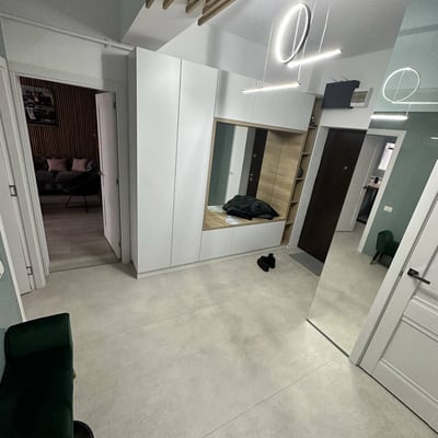 Alquiler de un elegante apartamento de 2 habitaciones, 64 m², Sector 6, Bucarest, Rumanía